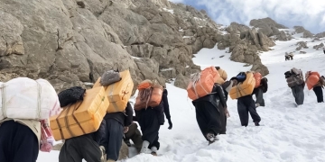 The plight of Kurdish ‘kolbars’ in Iran