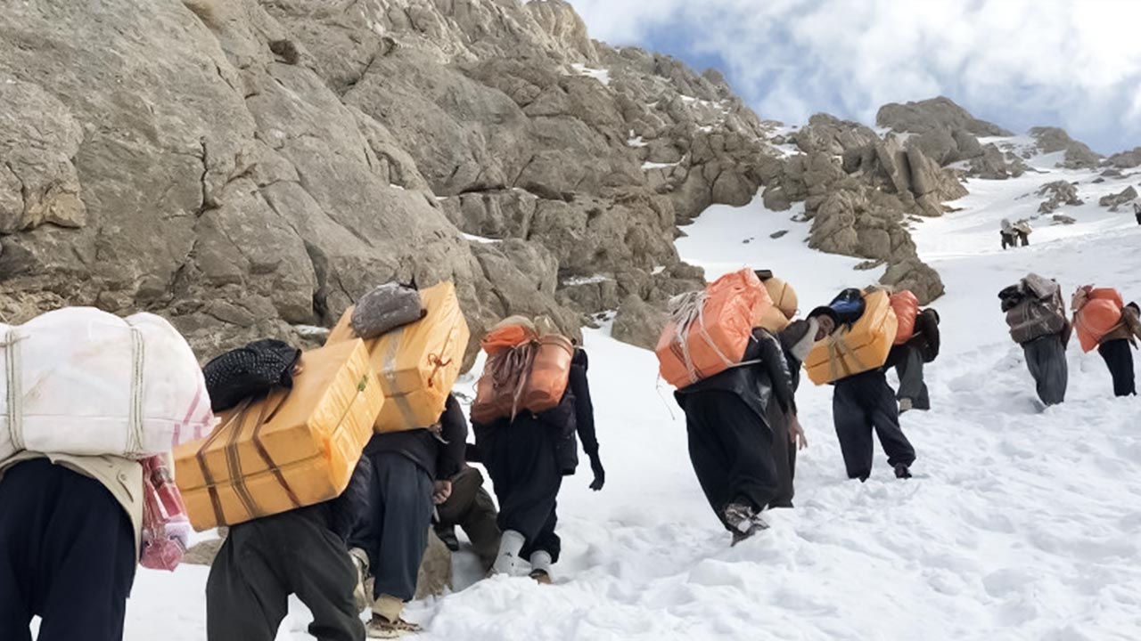 The plight of Kurdish ‘kolbars’ in Iran