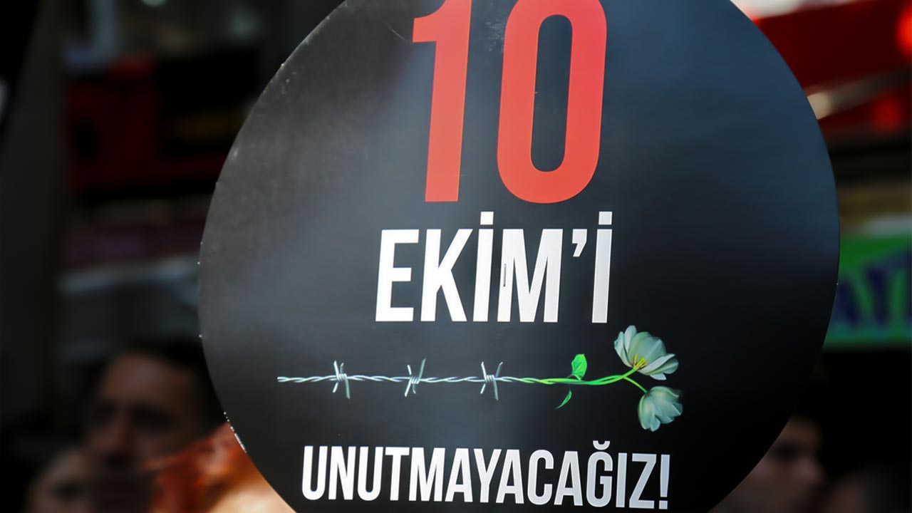 Police block 10 October commemoration of the 2015 ISIS suicide bombing in Ankara