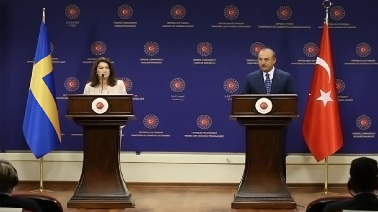 Turkey’s and Sweden’s Foreign Ministers clash during press conference