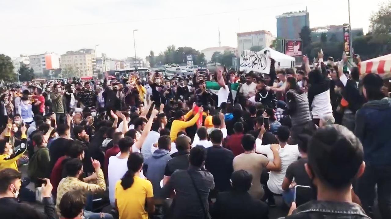 Protests against France in Turkey and Resulayn (Serekaniye) in Syria