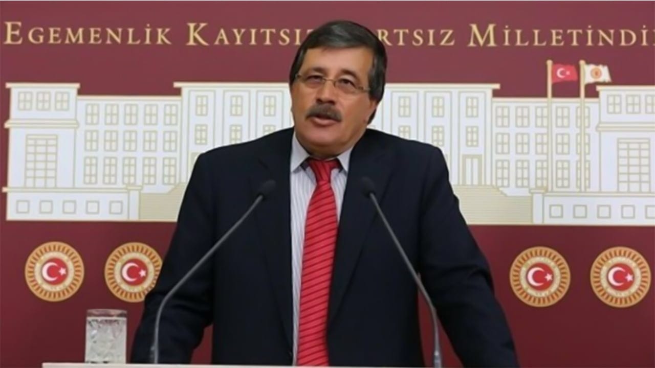 Former BDP deputy Binici and HDP Council member Bağcık detained