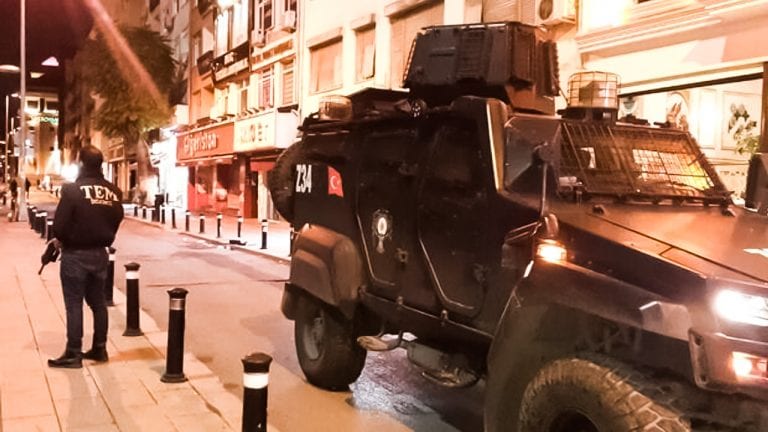 Raids against activists and HDP members in İstanbul