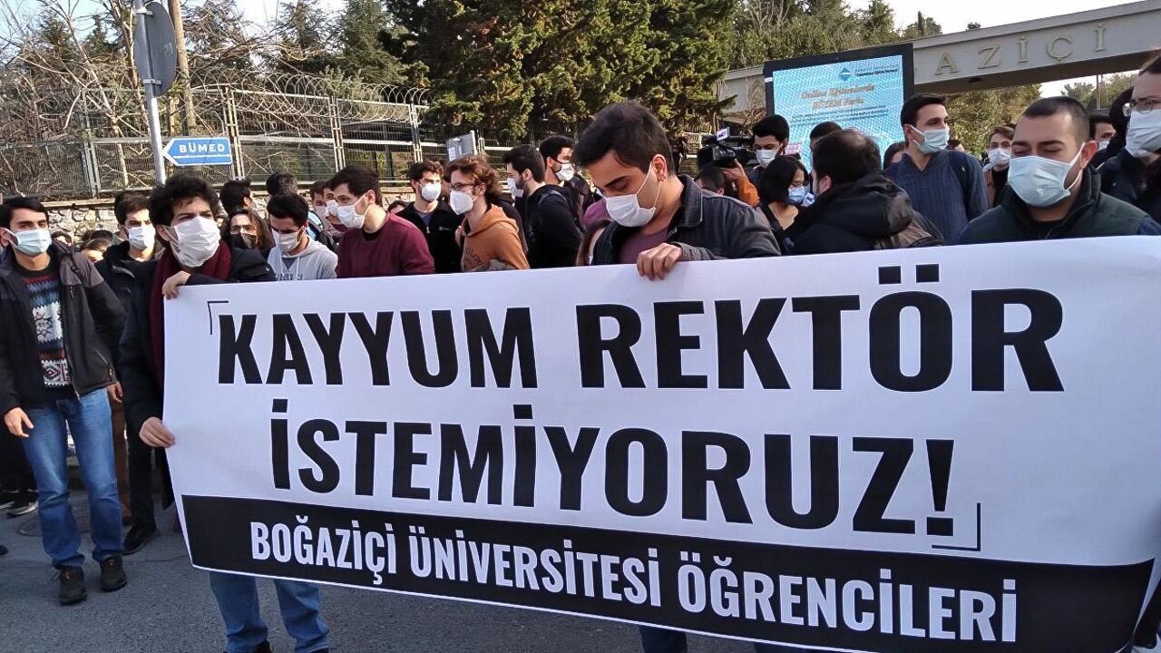 Students detained for protesting AKP member university post