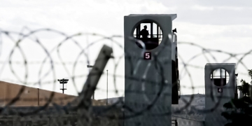 Hunger strikes continue in 107 Turkish prisons