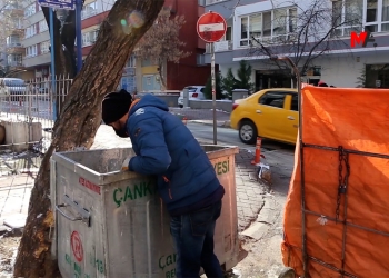 Kurdish waste paper collectors face financial hardship in Ankara