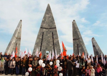 Thousands on the streets for celebrations of 6th anniversary of liberation of Kobane
