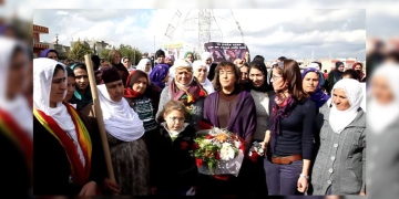 HDP reacts against criminalisaiton of Abdullah Öcalan banners