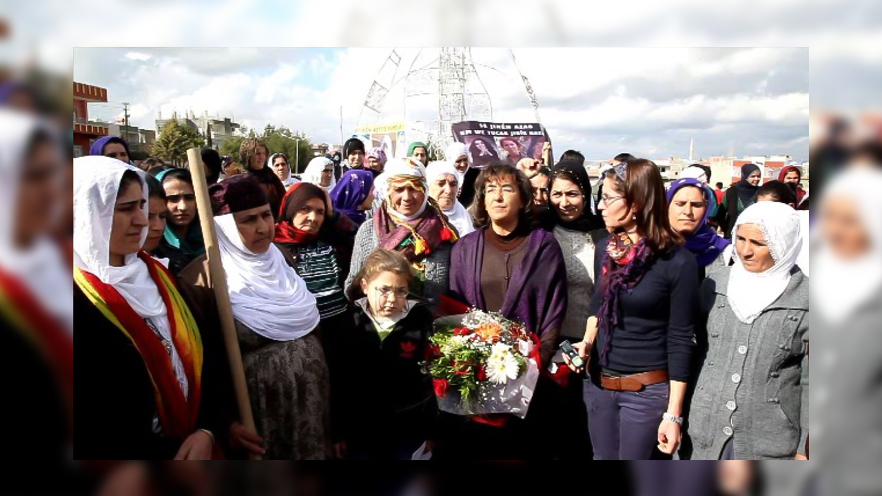 Free Women’s Movement activists condemn the arrest of Ayşe Gökkan