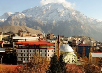 Bans on concerts, festivals and demonstrations extended in Hakkari, Turkey