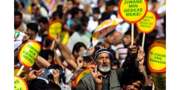 New petition launched to claim legal and educational status for Kurdish language