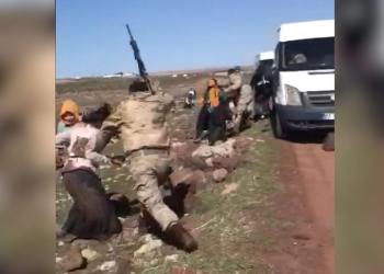 Turkish soldiers assault villagers in Şanlıurfa, Turkey