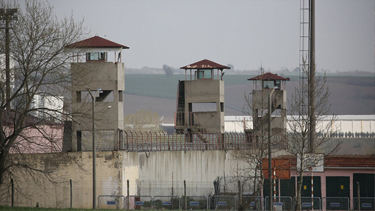 The sentence of a prisoner who was going to be released has been extended for 6 months