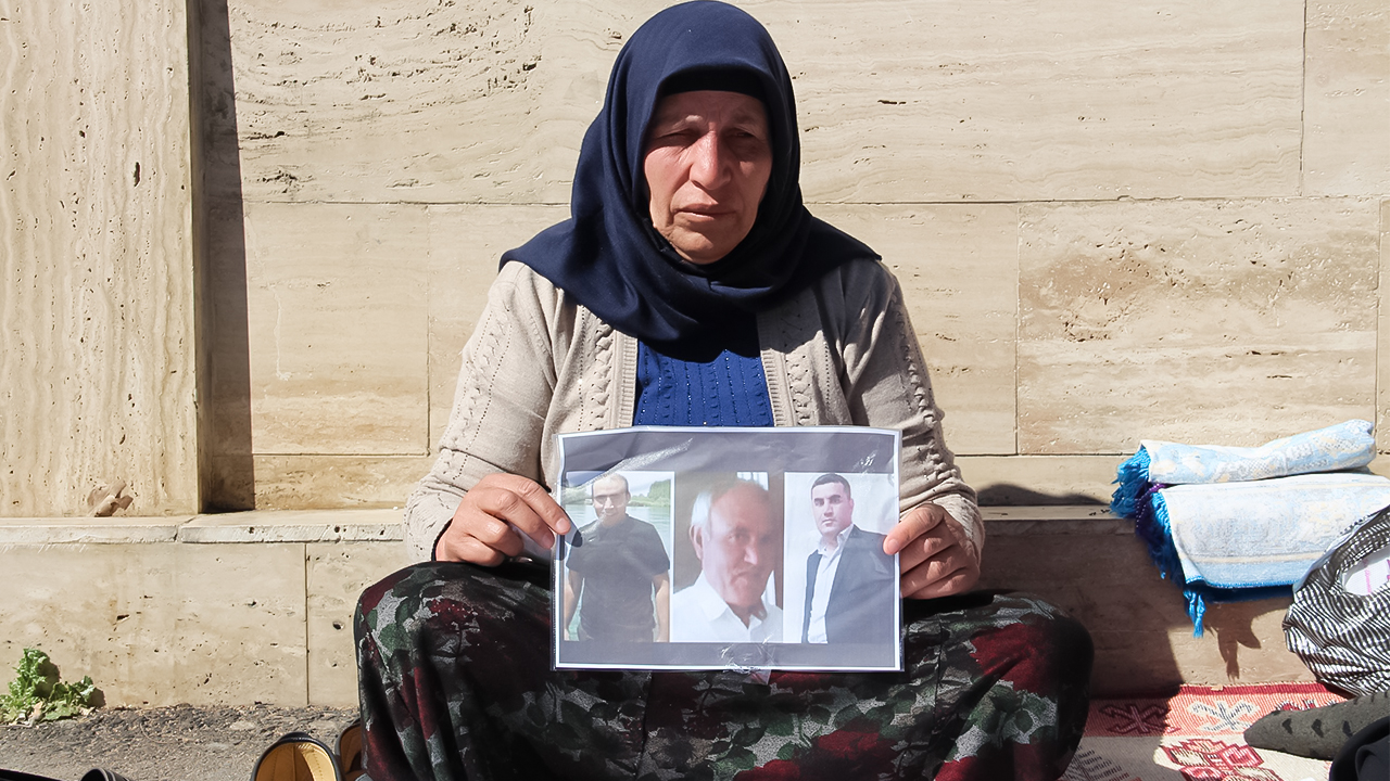 Prosecutor imposes “ban” on the peaceful protest of justice-seeking Şenyaşar family