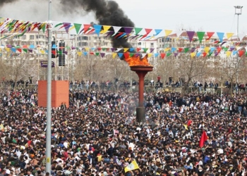 Newroz in Diyarbakır turned into massive Kurdish flames of resistance