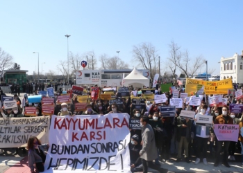 Boğaziçi students demand resignation of Melih Bulu and all trustees