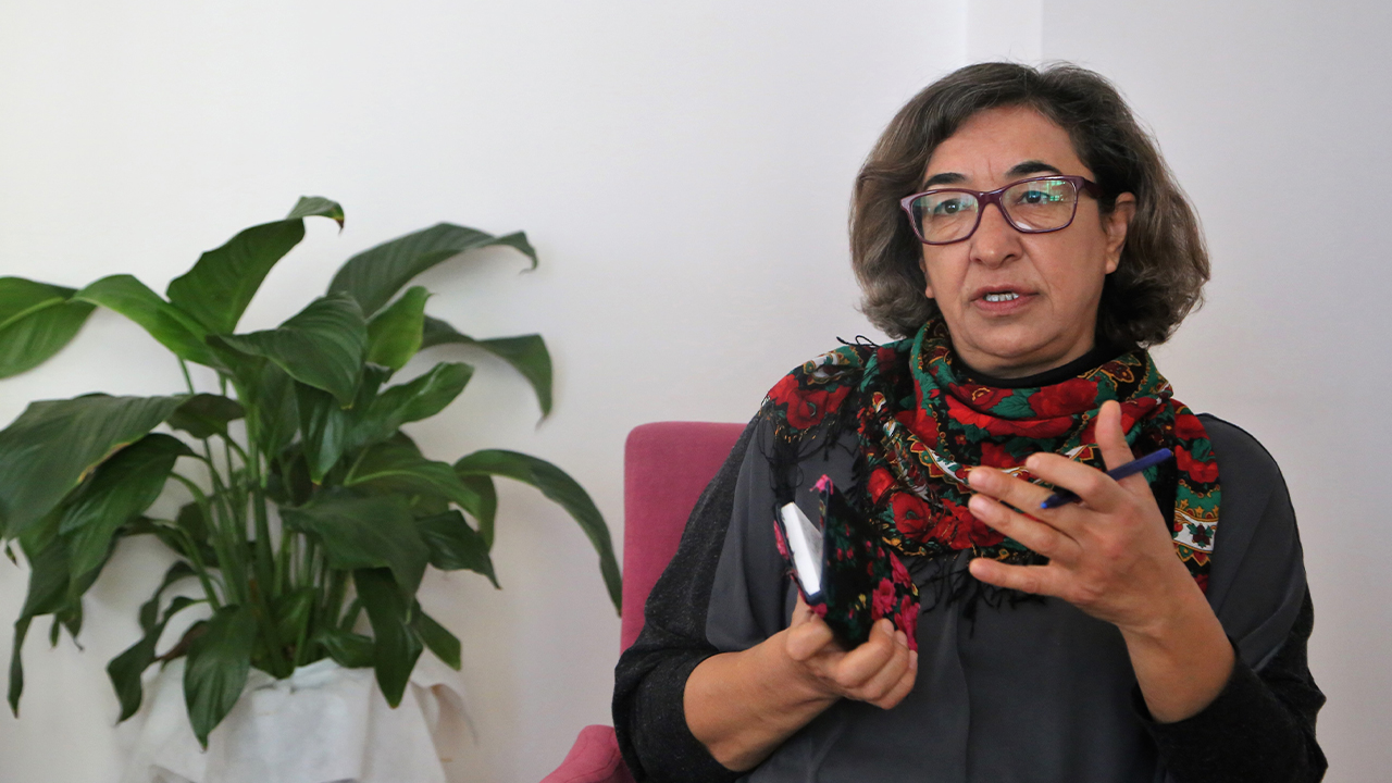 Trial of Ayşe Gökkan in Turkey: Gökkan prohibited from defence in Kurdish