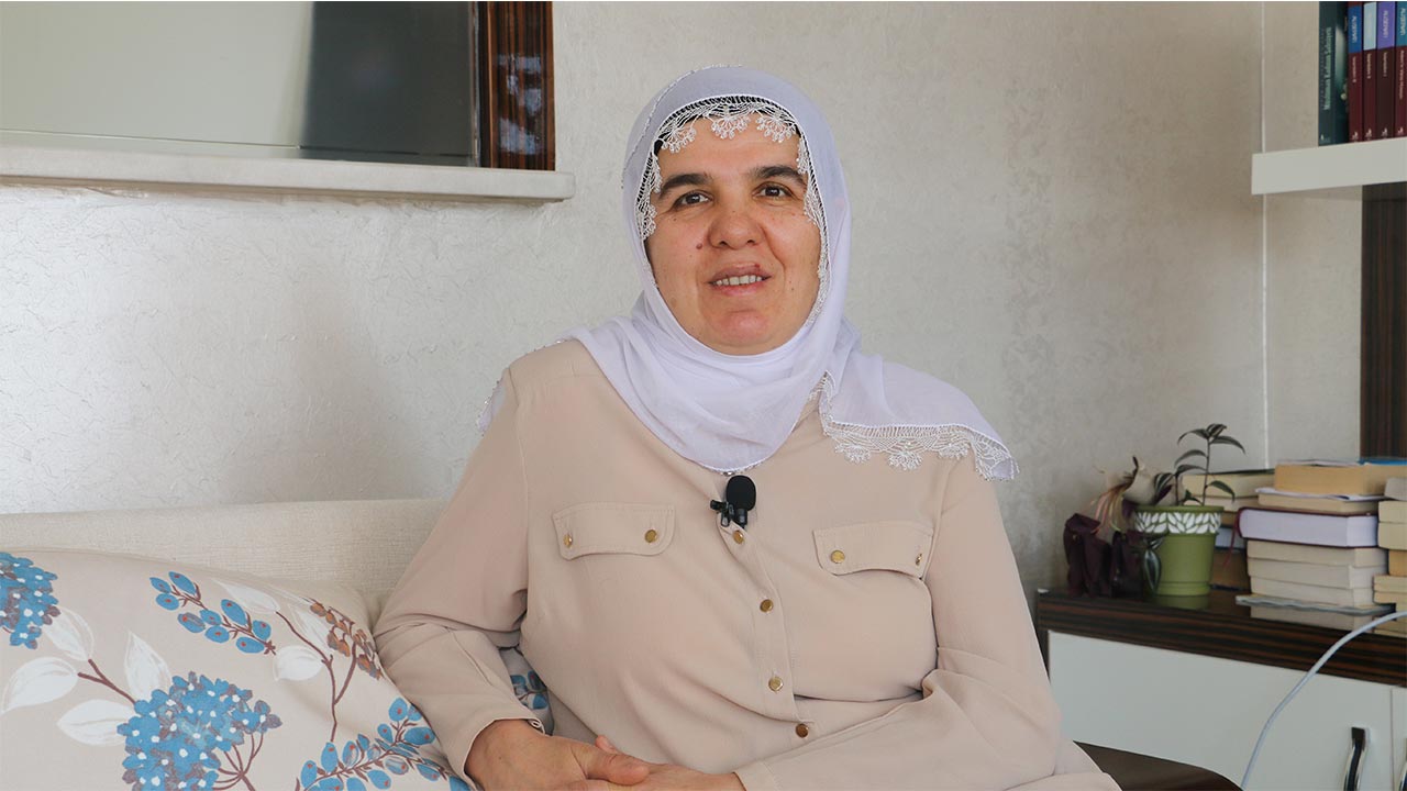 Diba Keskin: Campaign for Kurdish should be supported
