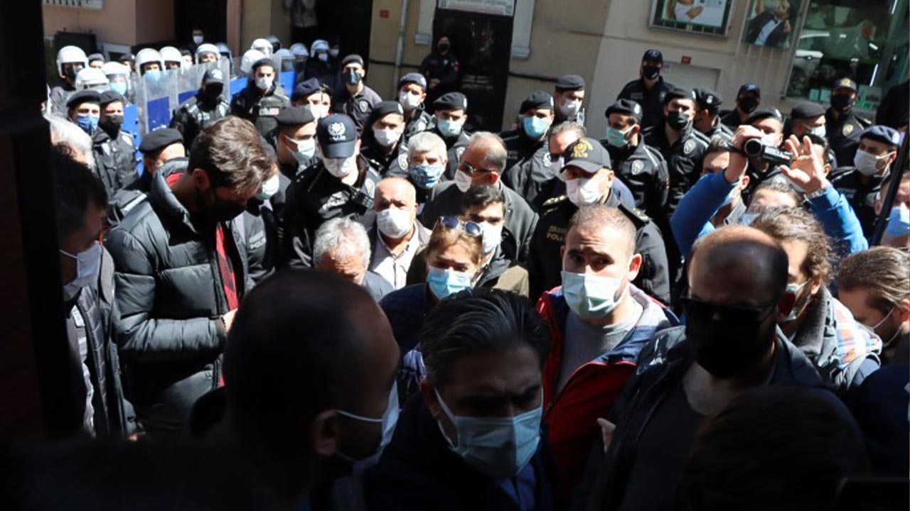 Police attack ‘Kobani case’ HDP protesters in Istanbul and detain journalists and protesters