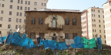 The last Armenian house in Muş resists demolition