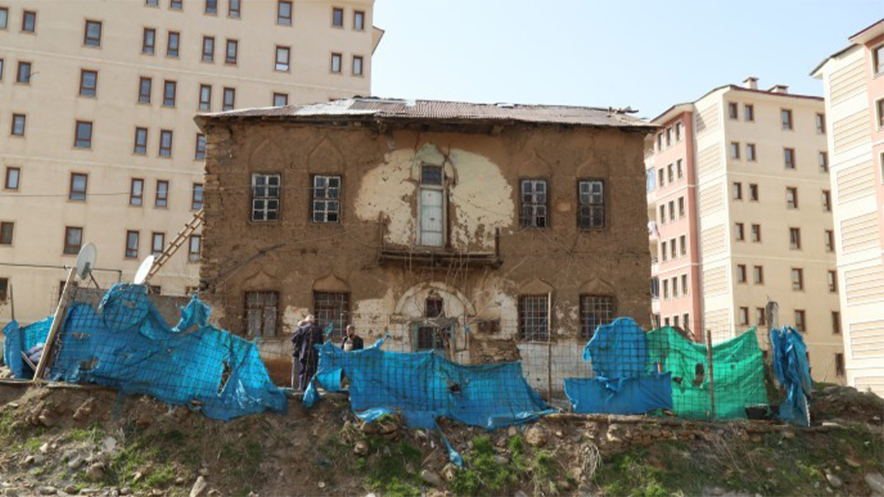 The last Armenian house in Muş resists demolition