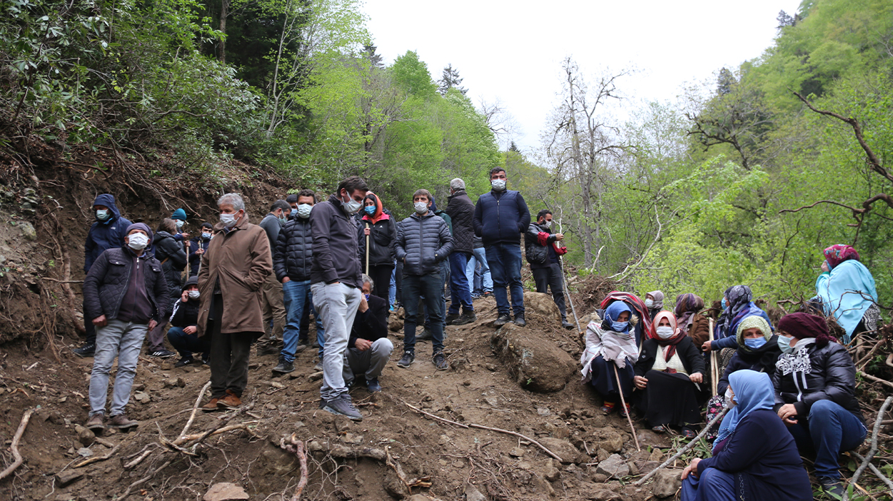 Villagers continue to resist destruction of their natural environment