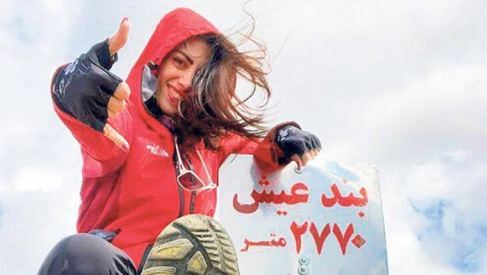 Iranian anti hijab activist attacked in her apartment in Istanbul