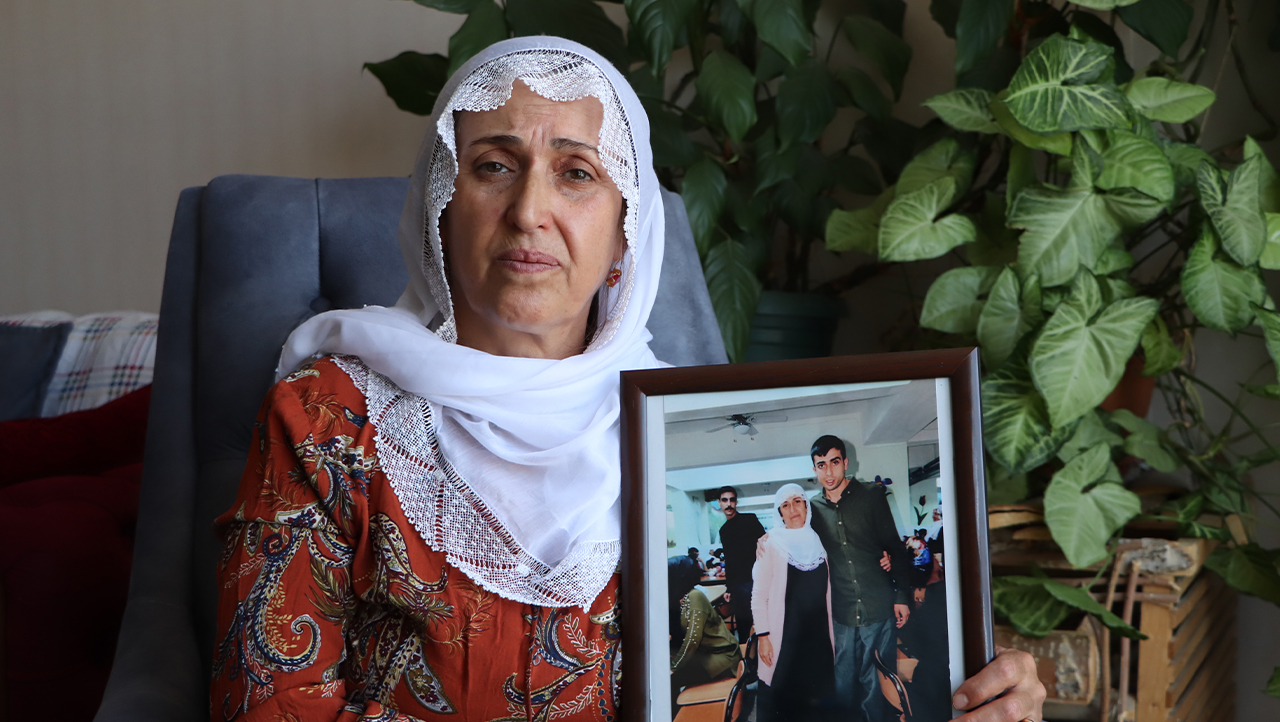 Mother of a prisoner calls on the authorities: My son will go blind if he is not treated