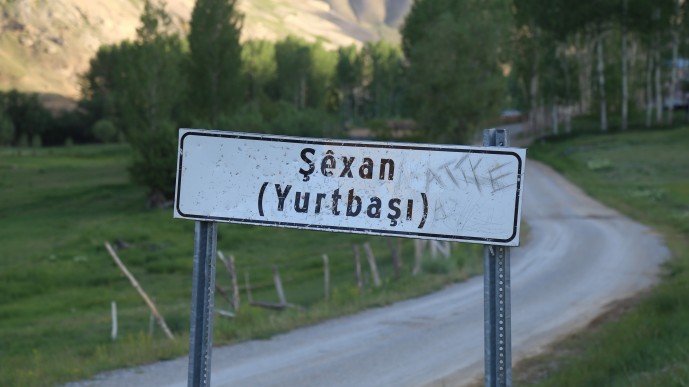 Turkish soldiers raked Kurdish villagers with gunfire, four villagers detained