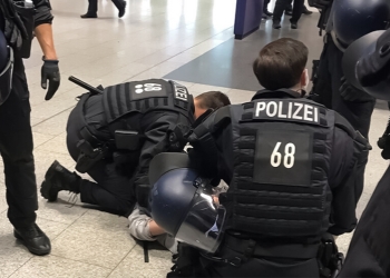 Violence and detention from the German police to the Defend Kurdistan delegation at Frankfurt airport