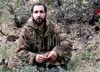 Kurdish fighter in Iraqi Kurdistan shares messages amid clashes