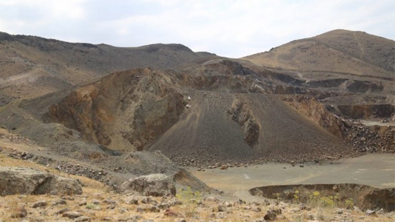 Turkey: Stone quarry in Iğdır village creates environmental dust nightmare for local people