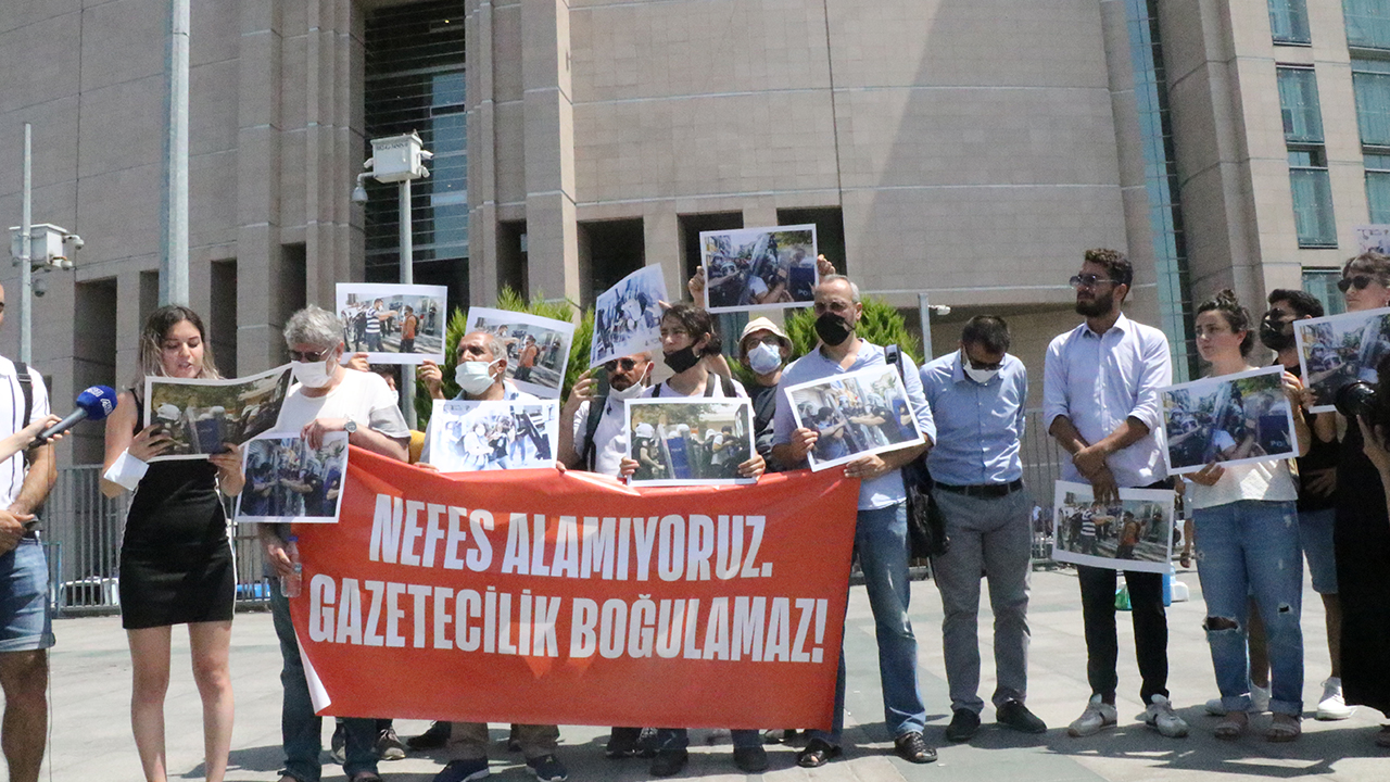 Journalists file criminal complaints against police for their detention during Suruç Massacre commemoration