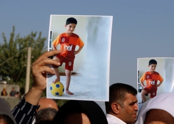 Turkish state official talks in defence of the police driving the armoured vehicle that killed 7-year-old child