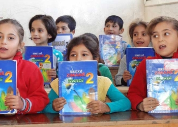 New school term in Rojava starts with text books in Kurdish, Arabic and Assyrian