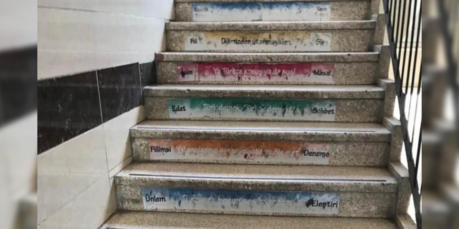 Racist slogans on stairs of school: “Speak Turkish or keep quiet”