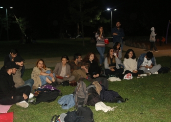 Turkey: University students continue sleeping out in parks to protest against rising housing prices
