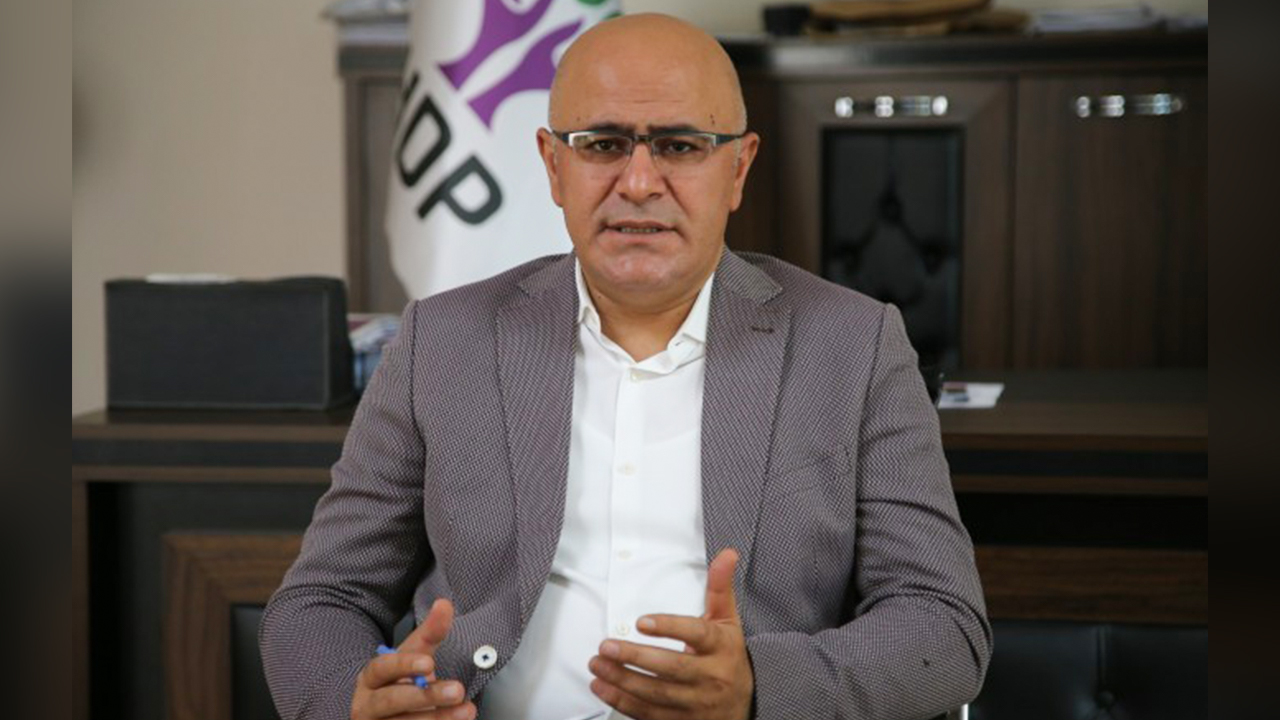 Özsoy: There are strong claims of Turkish Airlines involvement in people smuggling