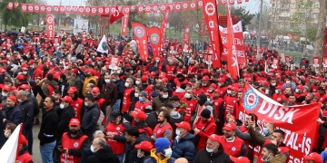 Turkey: Workers rally, demanding 85% increase in minimum wage