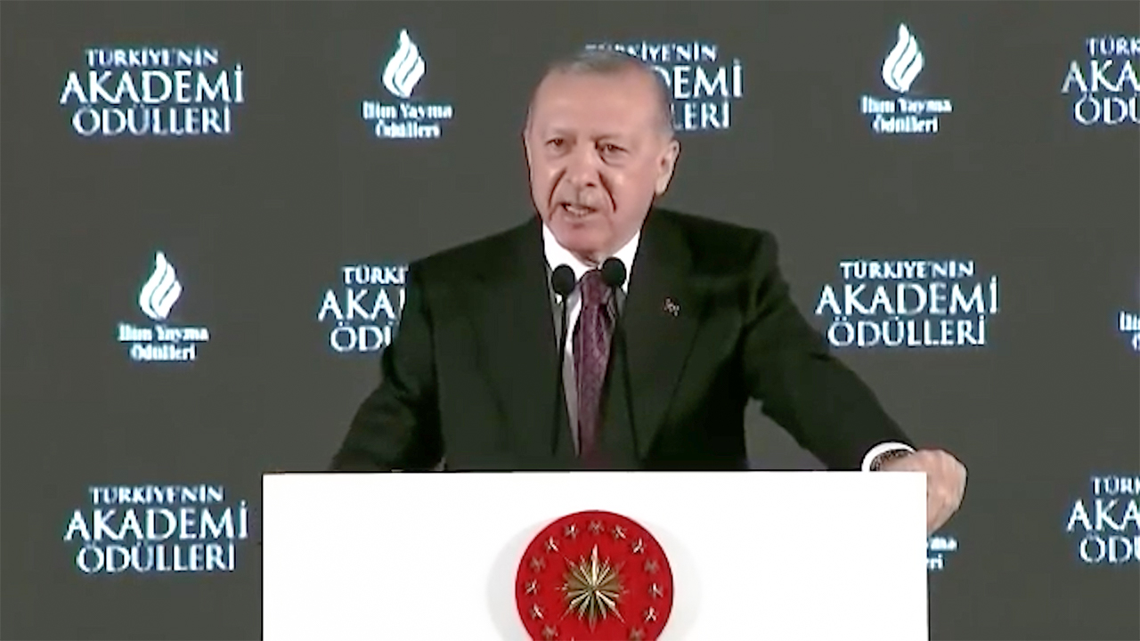 Turkish president targets big business after criticism by the latter