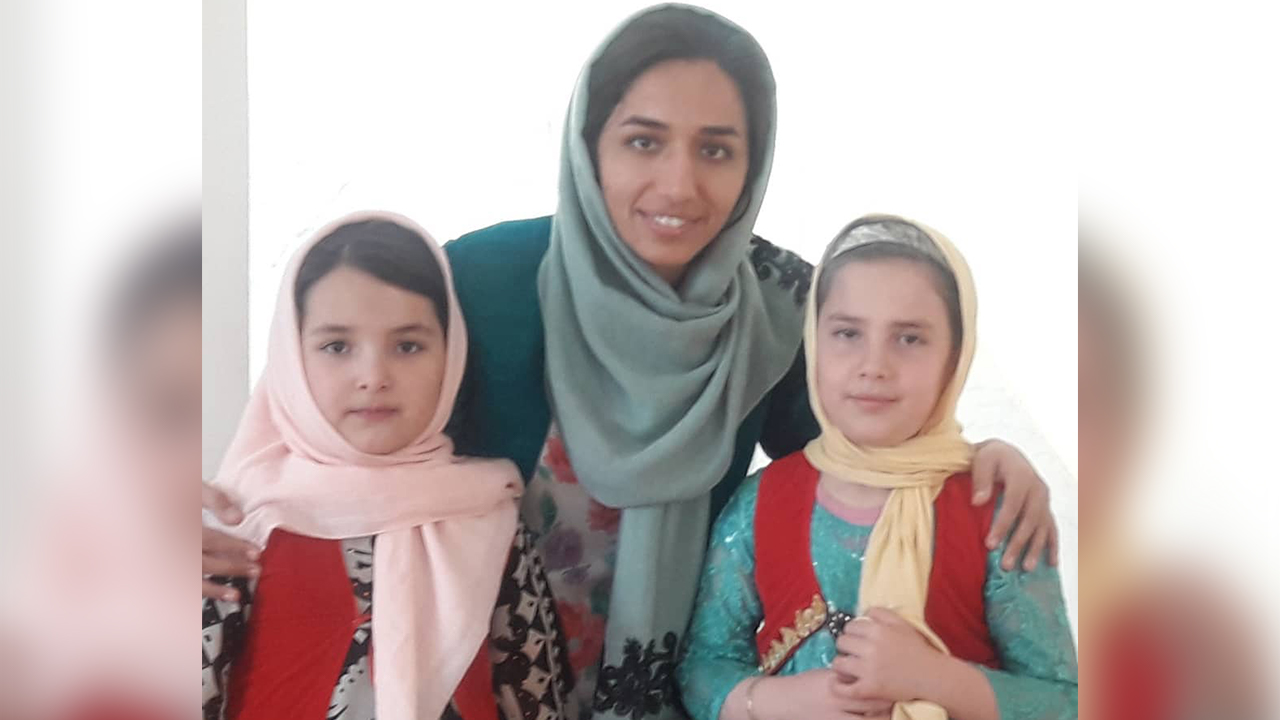 Kurdish teacher in Iran jailed for teaching Kurdish to Kurds