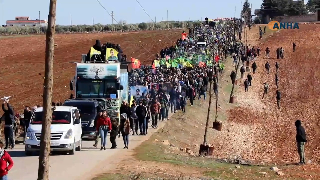 North Syria: Thousands rally on the highway against Turkish occupation in Afrin