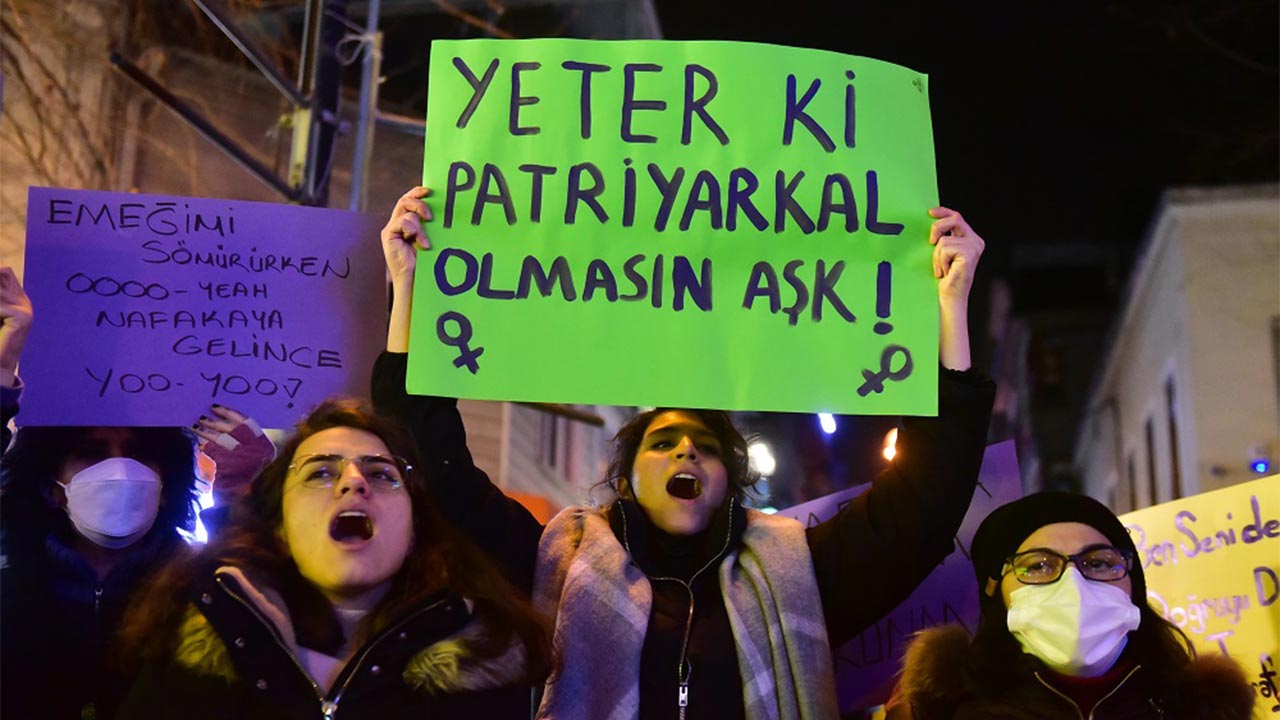 Women in Turkey on Valentine’s Day: ‘We don’t want presents but we do want to live!’