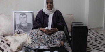Mother of Mehmet Tunç receives son’s burnt possessions six years after his killing… a knife twisted in the wound