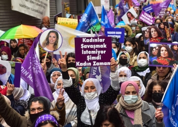 Women all around Turkey take to the streets on the eve of 8 March