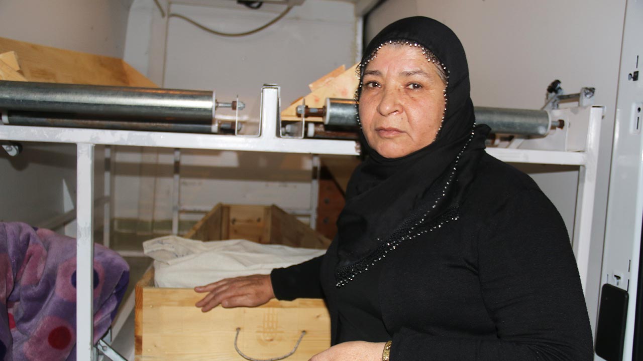 Turkish authorities hand over remains of Kurdish fighter to mother in a box