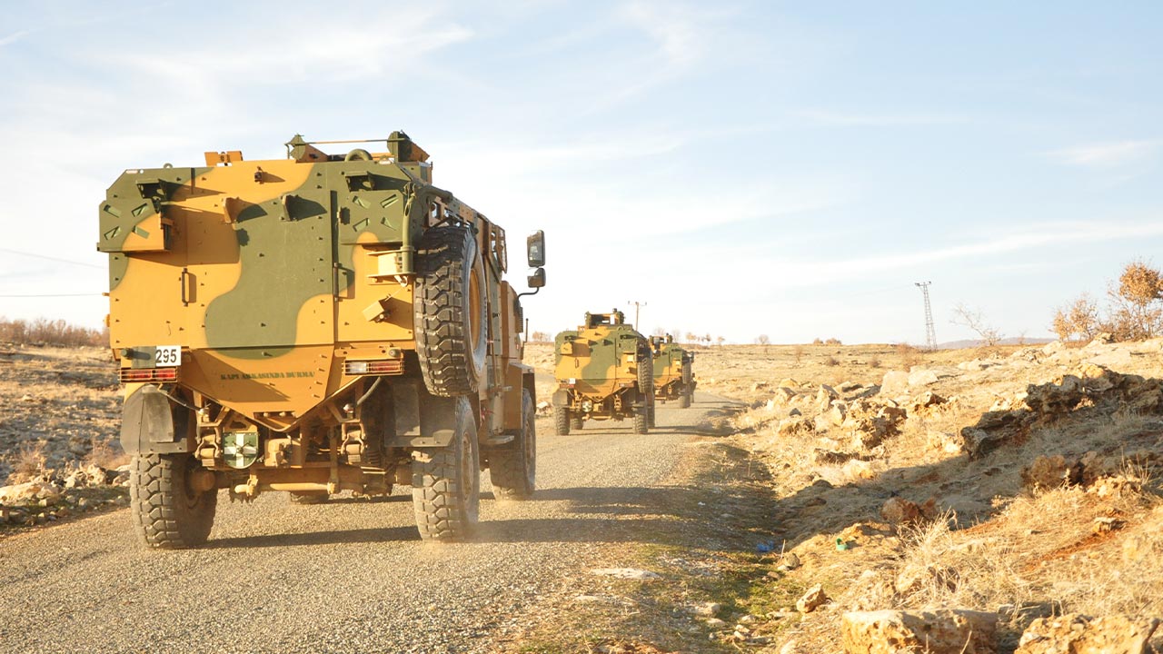 Turkish military buildup on border and troop dispatch to Iraqi Kurdistan