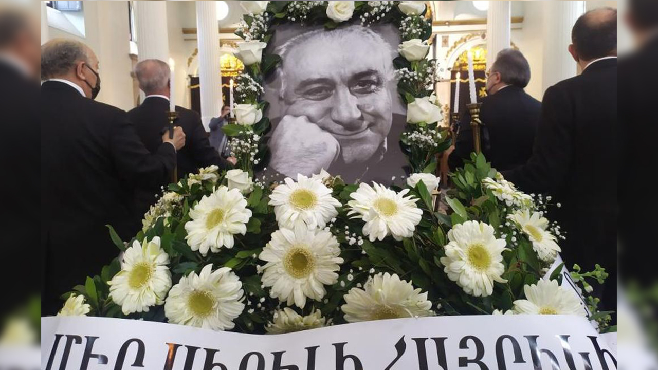 Death of Armenian writer Margosyan: Farewell to a truth teller