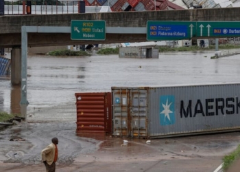 Death toll reaches 400 in floods in South Africa