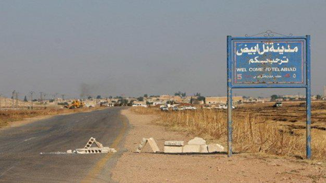Syrian refugees settled in homes of displaced Kurds in Girê Spî
